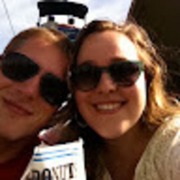 Meet your Posher, Katie - Picture 1 of 1